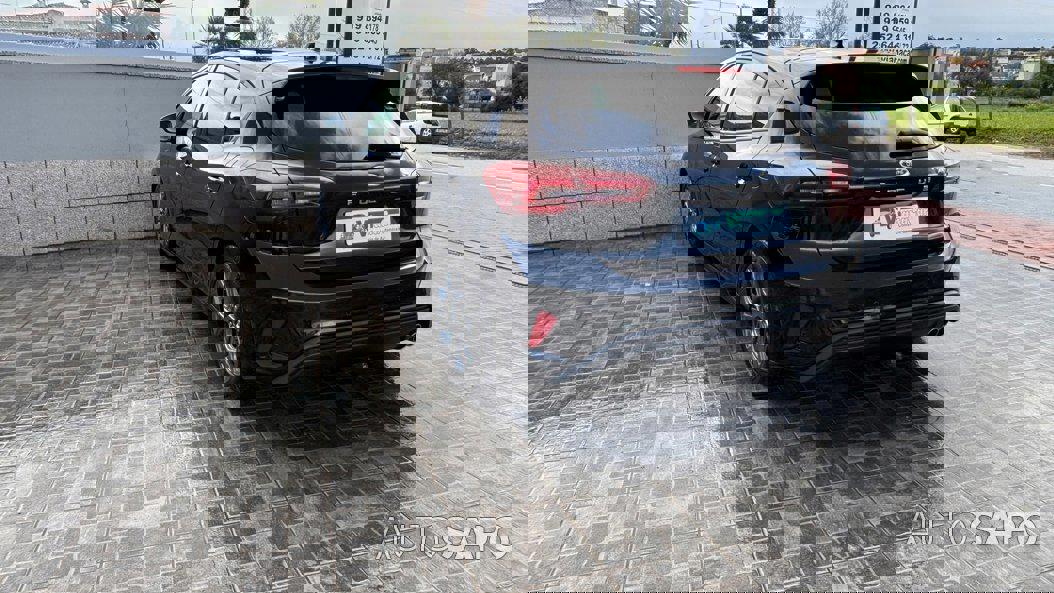 Ford Focus 1.0 EcoBoost MHEV ST-Line de 2024