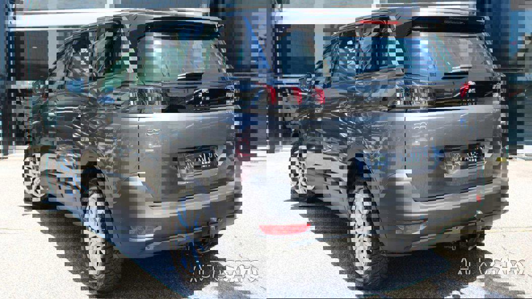 Peugeot 5008 1.2 PureTech Active de 2021