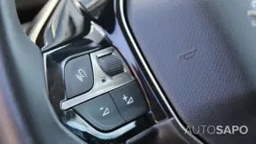 Peugeot 5008 1.2 PureTech Active de 2021