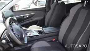 Peugeot 5008 1.2 PureTech Active de 2021
