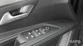 Peugeot 5008 1.5 BlueHDi Allure Pack EAT8 de 2021