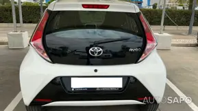 Toyota Aygo 1.0 X-Play+X-Touch de 2016