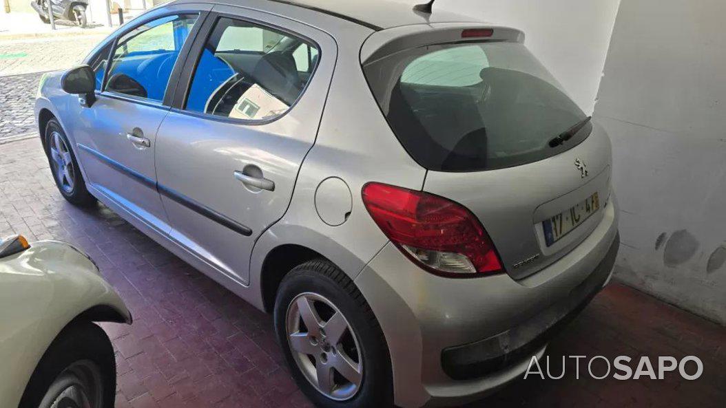 Peugeot 207 1.4 16V Trendy de 2009