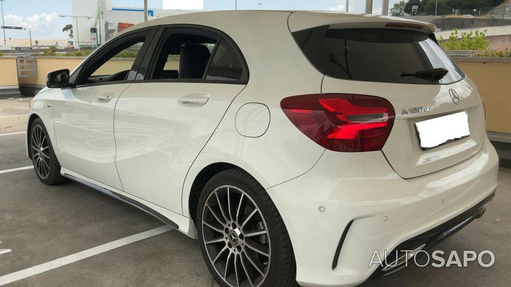 Mercedes-Benz Classe A 180 CDi BlueEfficiency AMG Sport Aut. de 2017