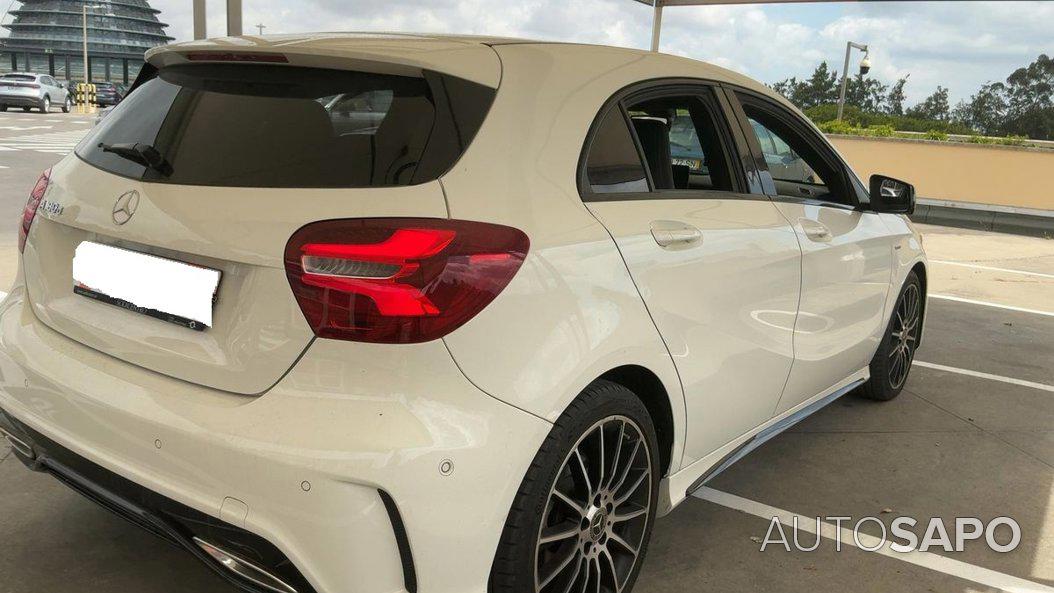 Mercedes-Benz Classe A 180 CDi BlueEfficiency AMG Sport Aut. de 2017