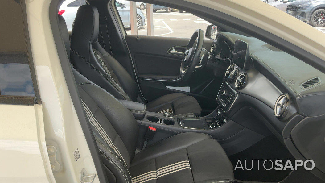 Mercedes-Benz Classe A 180 CDi BlueEfficiency AMG Sport Aut. de 2017