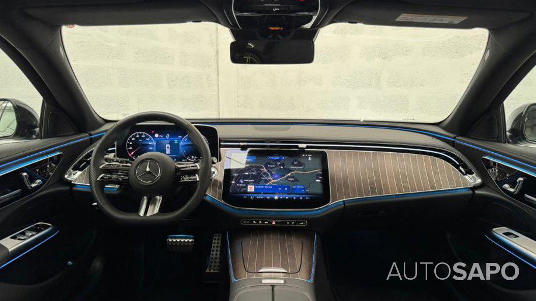 Mercedes-Benz Classe E 300 de AMG Line de 2024