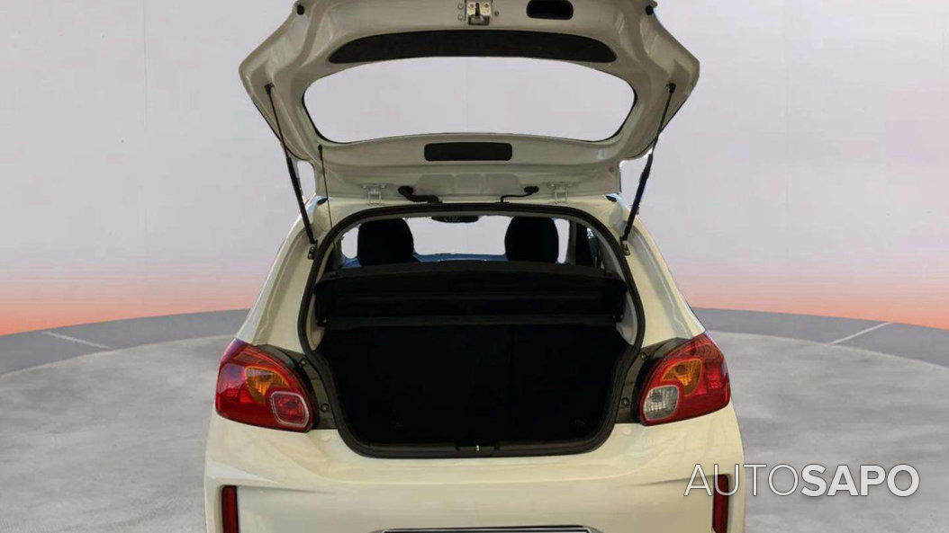Mitsubishi Space Star de 2024
