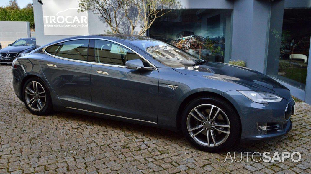 Tesla Model S 85 Perfomance de 2014