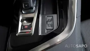 Peugeot 3008 1.2 PureTech Allure EAT8 de 2022