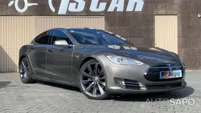 Tesla Model S 70D de 2015