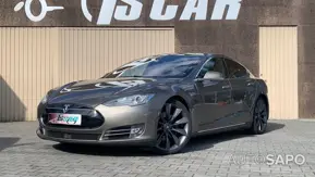 Tesla Model S 70D de 2015
