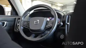 Volvo XC40 1.5 T2 Momentum Core de 2020