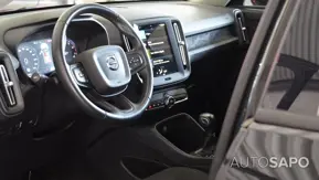 Volvo XC40 1.5 T2 Momentum Core de 2020