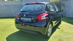Peugeot 208 de 2014