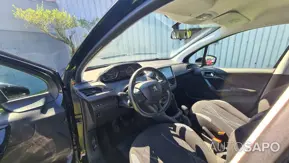 Peugeot 208 de 2014