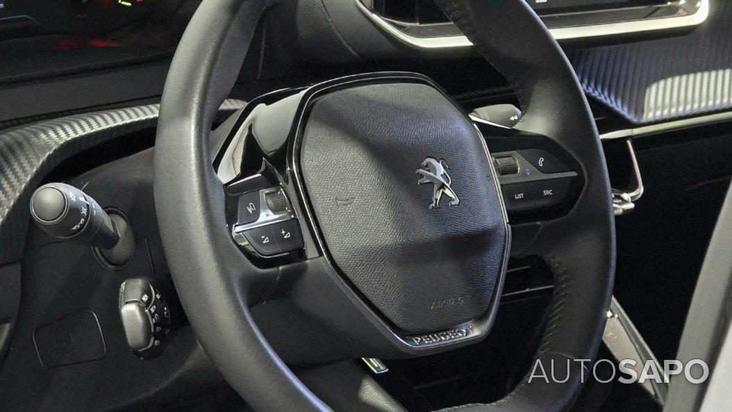 Peugeot E-208 de 2023