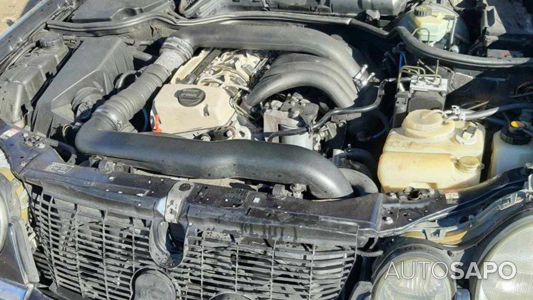 Mercedes-Benz Classe E E 250 TD Classic de 1997