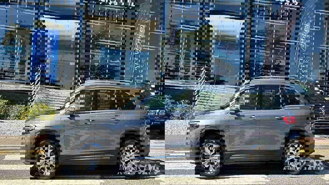 Mercedes-Benz 250 de 2024