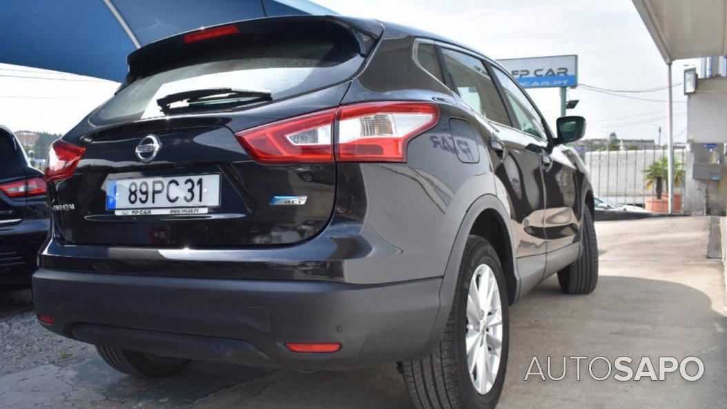 Nissan Qashqai 1.5 dCi 360 de 2014