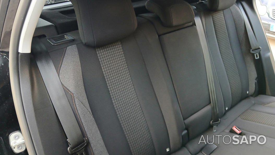 Peugeot 3008 1.5 BlueHDi Active de 2019