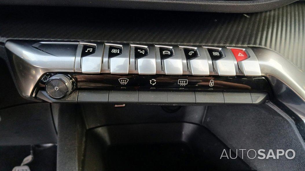 Peugeot 3008 1.5 BlueHDi Active de 2019