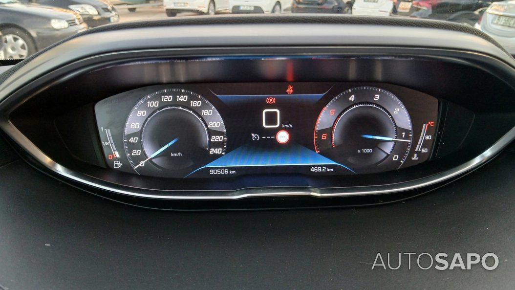 Peugeot 3008 1.5 BlueHDi Active de 2019
