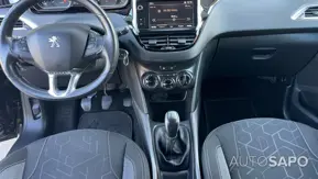 Peugeot 2008 1.2 PureTech Style de 2017
