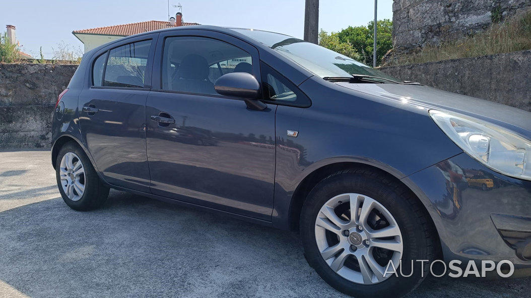 Opel Corsa 1.2 Enjoy Easytronic de 2010