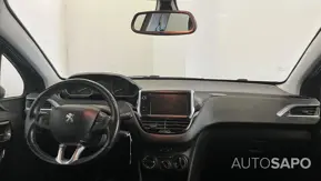Peugeot 208 1.2 PureTech Style de 2017