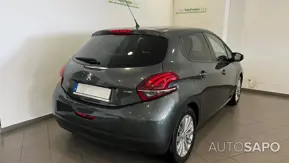 Peugeot 208 1.2 PureTech Style de 2017