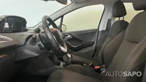 Peugeot 208 1.2 PureTech Style de 2017