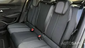 Peugeot e-2008 de 2021
