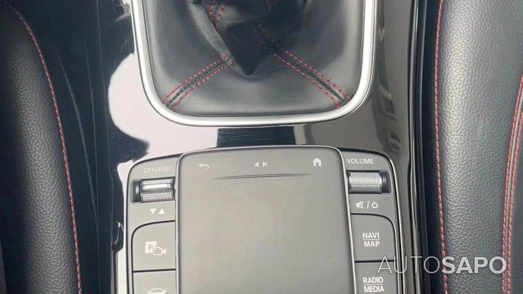 Mercedes-Benz Classe A 180 d AMG Line de 2020