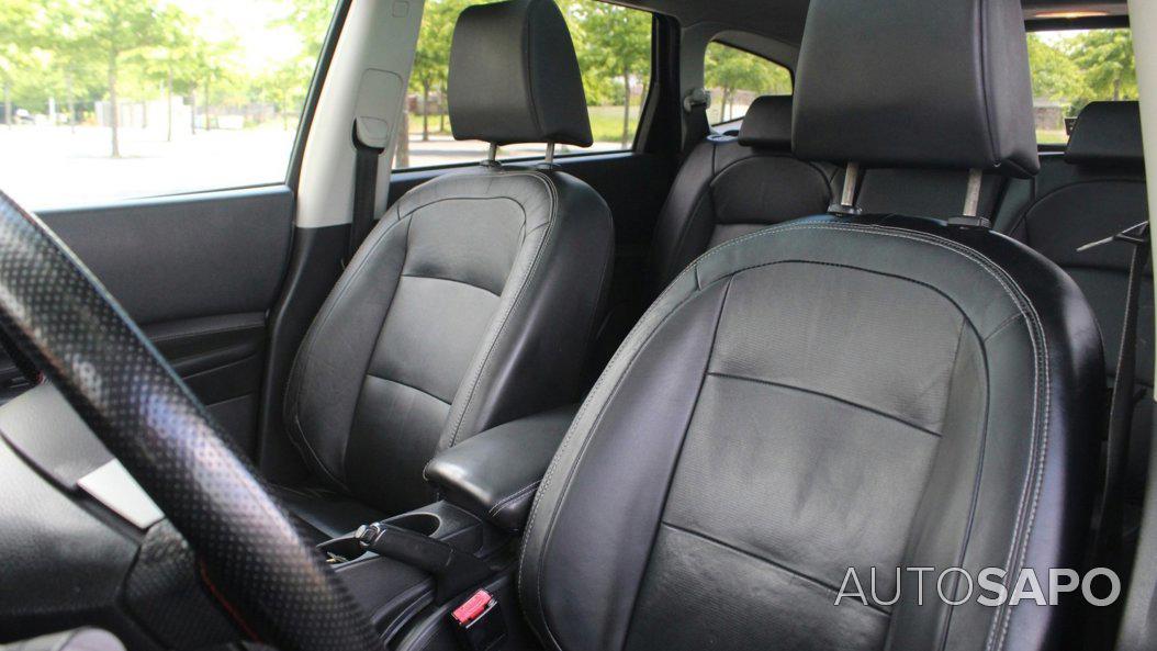 Nissan Qashqai 2.0 dCi Tekna Sport 17 de 2009