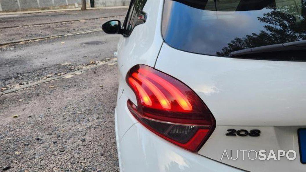 Peugeot 208 de 2014