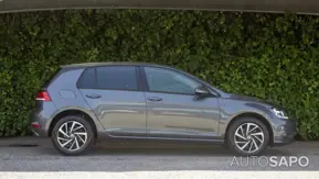 Volkswagen Golf 1.6 TDi Confortline DSG de 2019