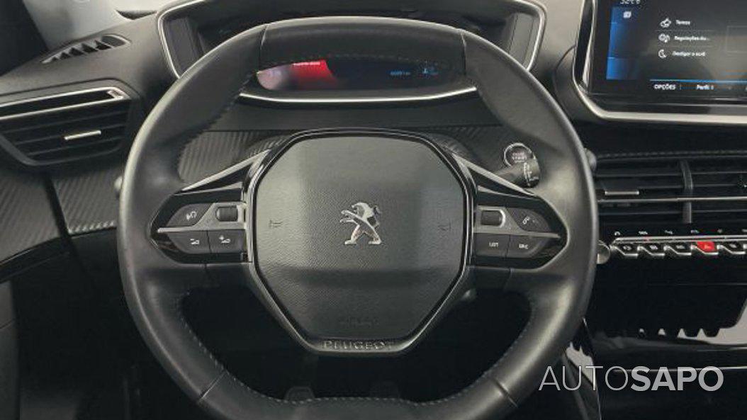 Peugeot 2008 1.2 PureTech Allure de 2022