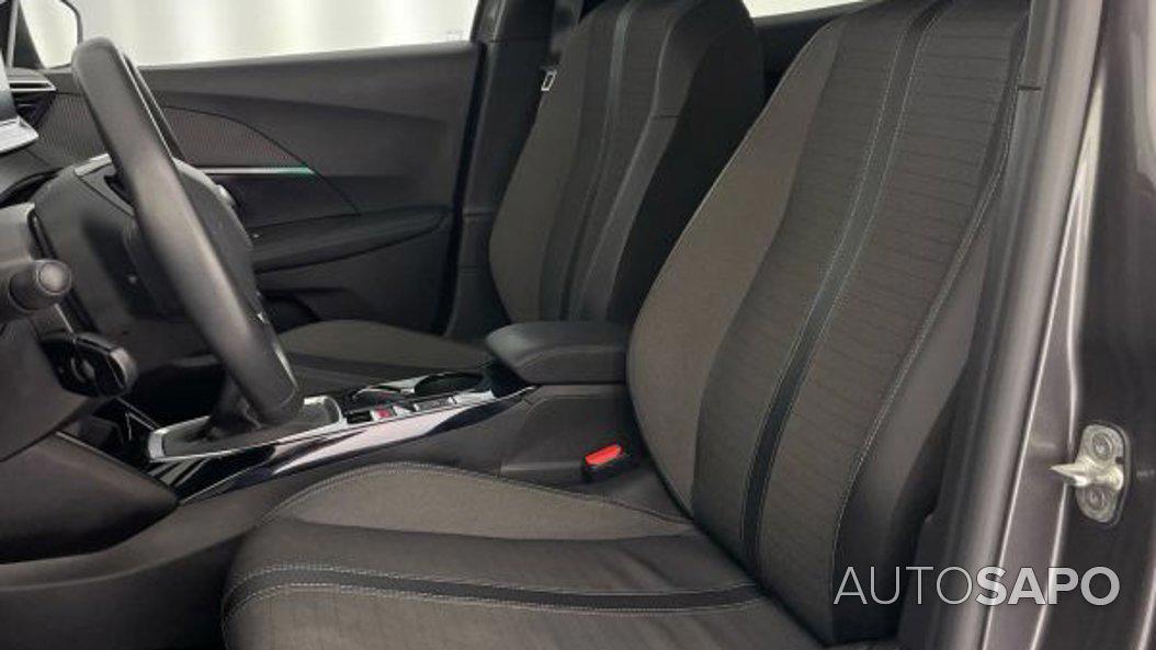 Peugeot 2008 1.2 PureTech Allure de 2022