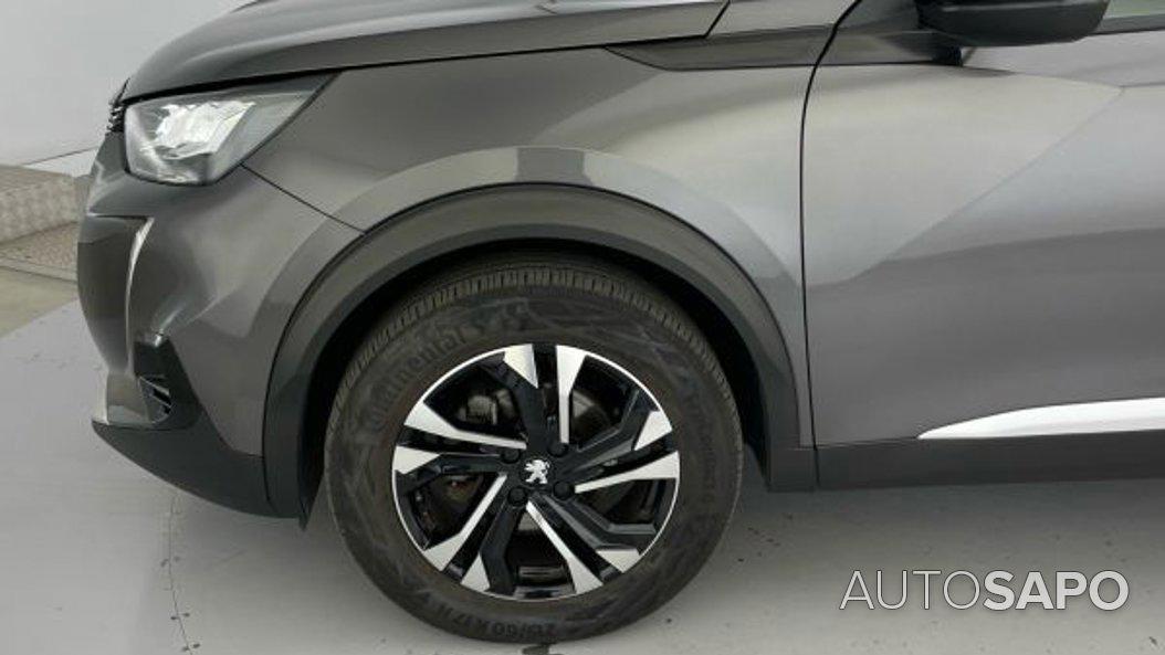 Peugeot 2008 1.2 PureTech Allure de 2022