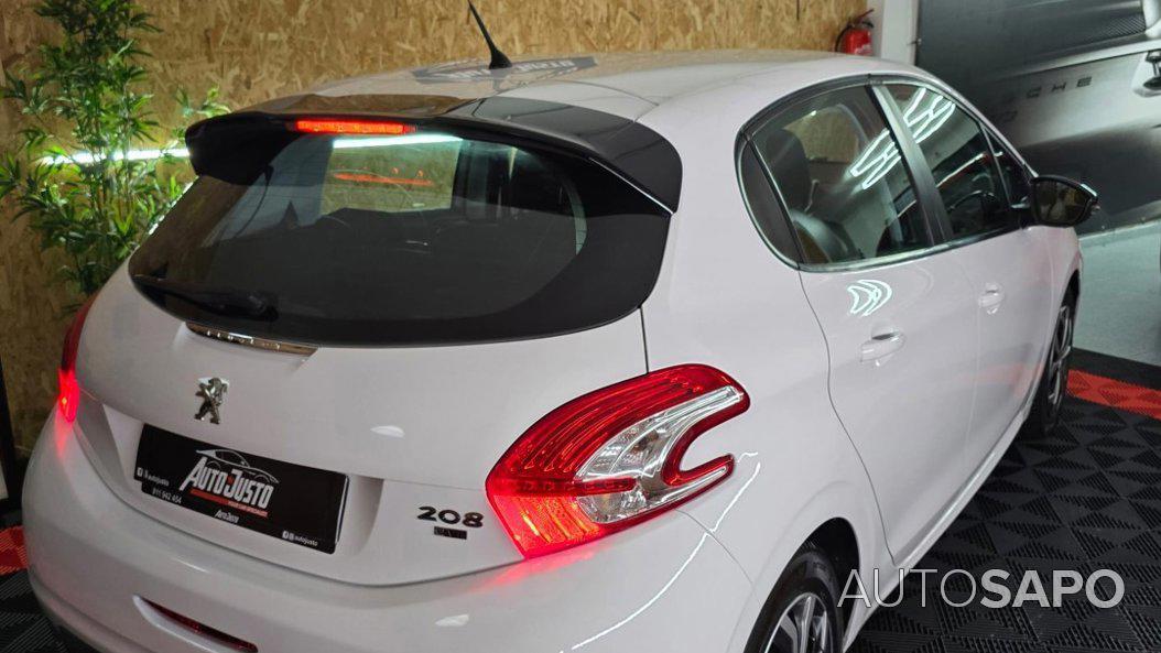 Peugeot 208 de 2014