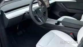 Tesla Model Y de 2024