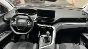 Peugeot 3008 1.2 PureTech Active de 2021