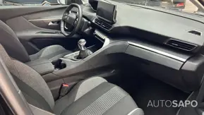 Peugeot 3008 1.2 PureTech Active de 2021