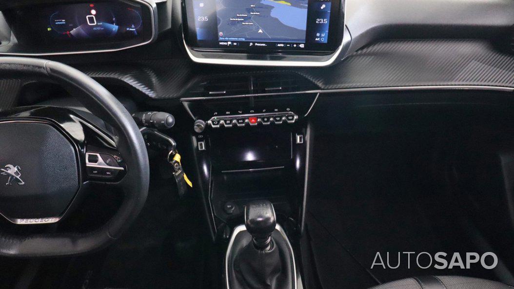 Peugeot 2008 1.2 PureTech Allure de 2022