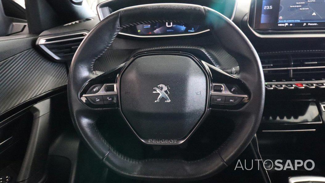 Peugeot 2008 1.2 PureTech Allure de 2022
