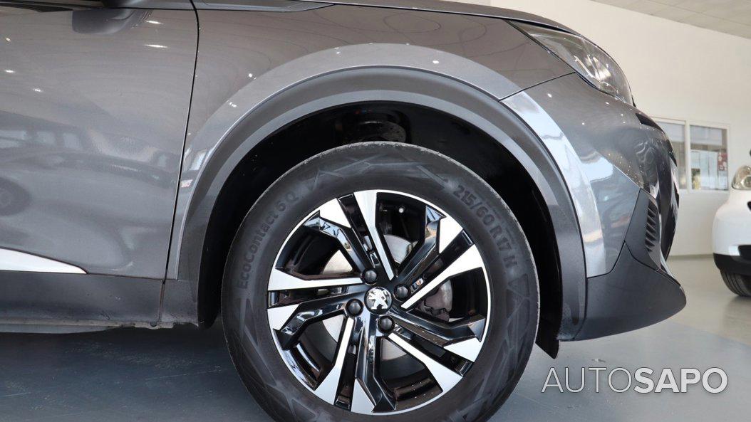 Peugeot 2008 1.2 PureTech Allure de 2022