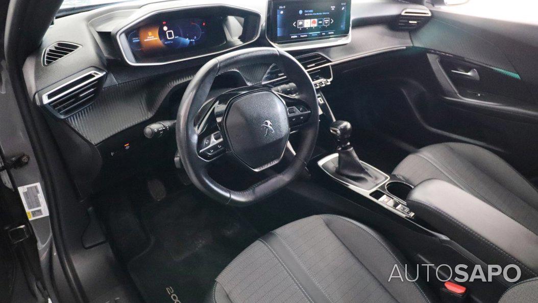 Peugeot 2008 1.2 PureTech Allure de 2022
