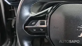 Peugeot 2008 1.2 PureTech Allure de 2022