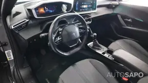 Peugeot 2008 1.2 PureTech Allure de 2022